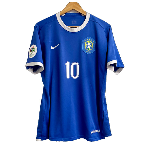 Brazil Away Ronaldinho 10 Retro Jersey 2006