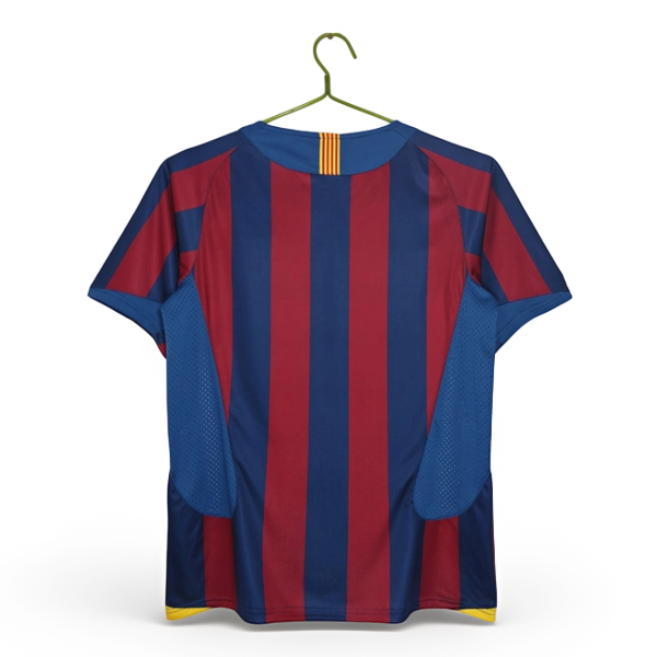 2005-2006 Barcelona Home La Liga Retro Jersey
